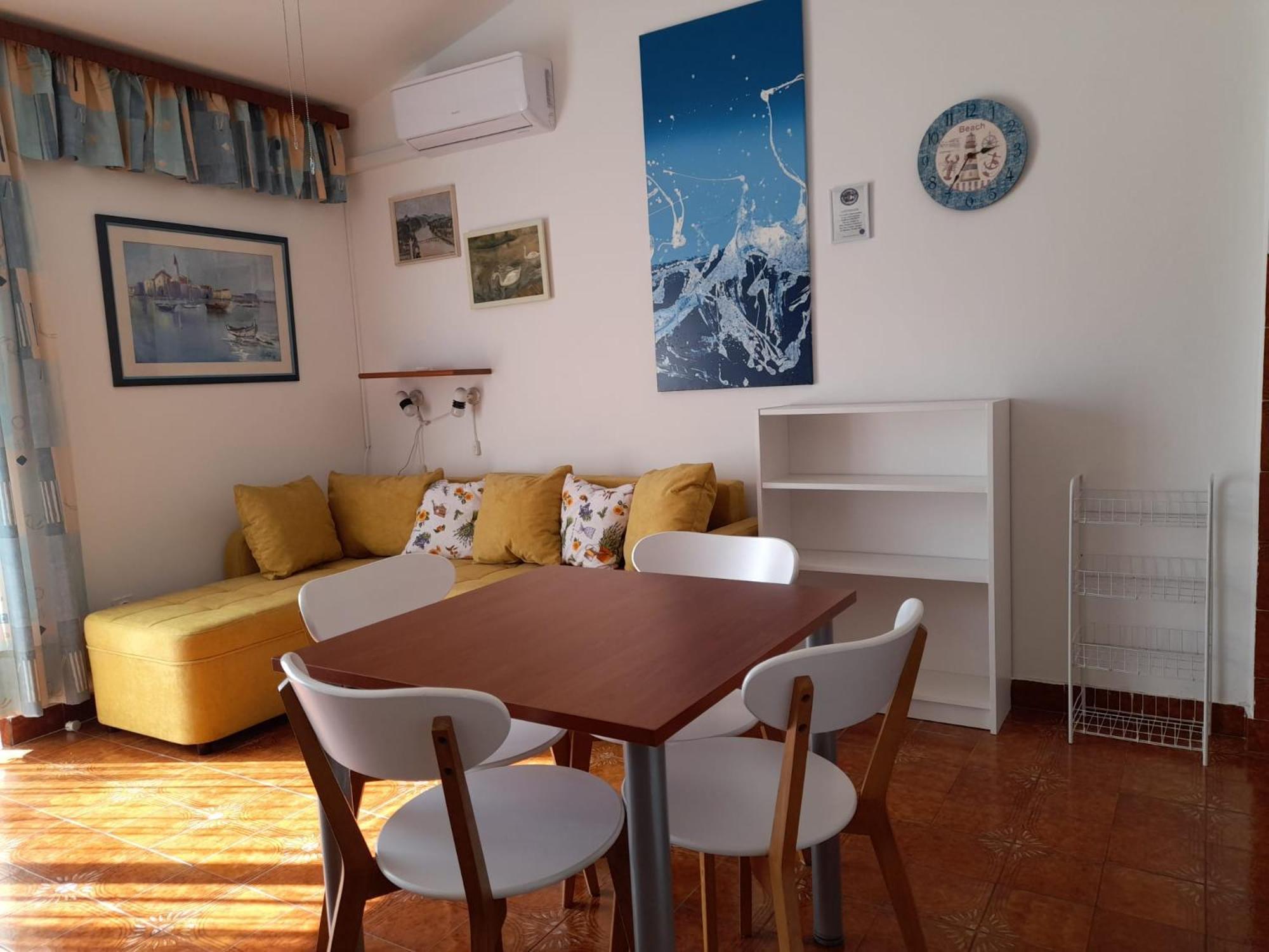 נובי ווינודולסקי Apartments Mirjana מראה חיצוני תמונה